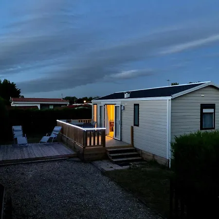 Campeggio Privé, Individuel, Résidence Calme, Jardin, Wifi Gratuit, Netflix, Parking Privé