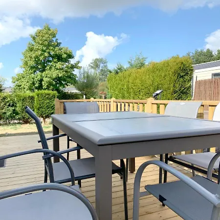 Privé, Individuel, Résidence Calme, Jardin, Wifi Gratuit, Netflix, Parking Privé * Rang-du-Fliers