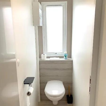 Privé, Individuel, Résidence Calme, Jardin, Wifi Gratuit, Netflix, Parking Privé Campeggio